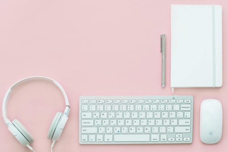 Checklist Setup Meja Kerja Ergonomis untuk Pekerja Remote (Praktik Hari Ini)